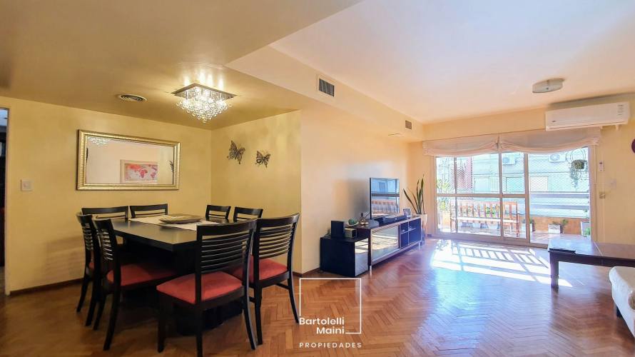 VENTA | 3 dorm. + cochera | 1° DE MAYO 961, 02-02