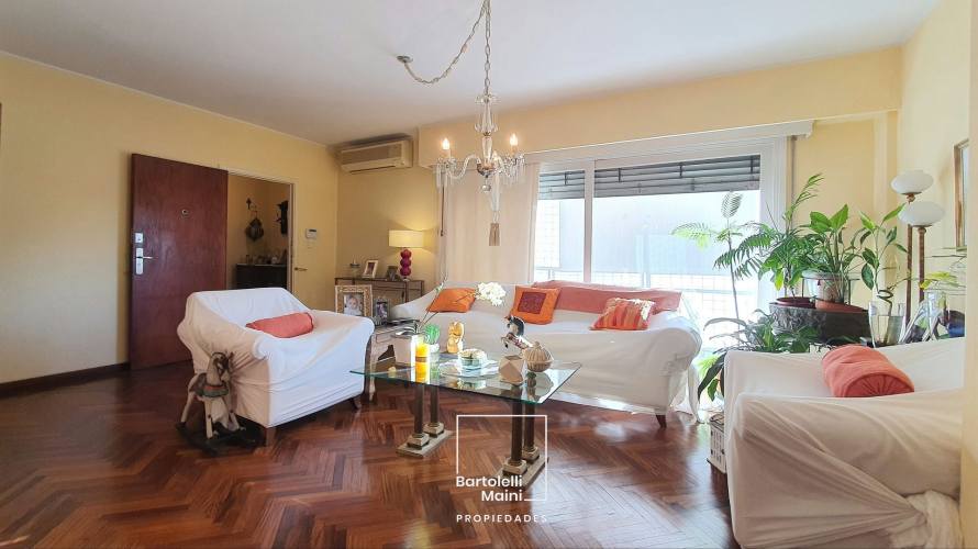 VENTA | DEPARTAMENTO DE 3 DORMITORIOS | CORDOBA 1799