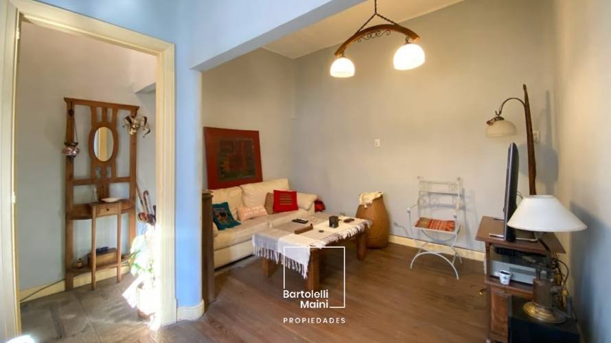 VENTA | RECONQUISTA 1379 | Casa de 4 dormitorios