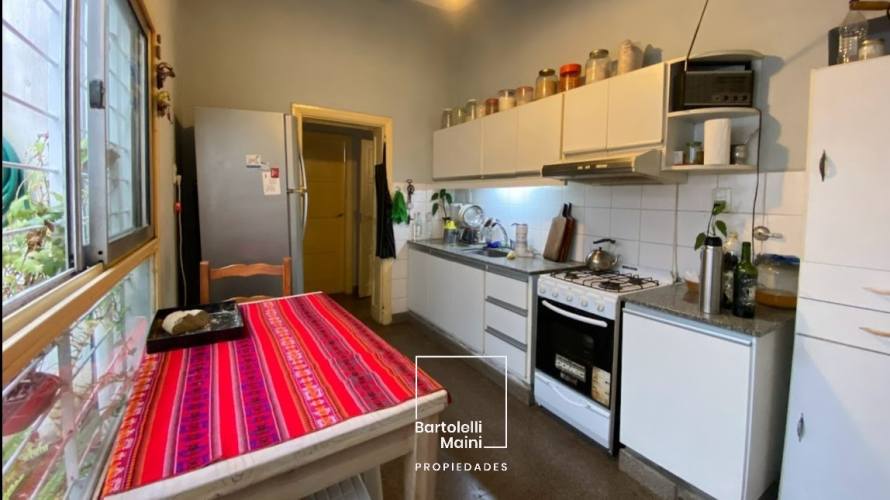 VENTA | RECONQUISTA 1379 | Casa de 4 dormitorios