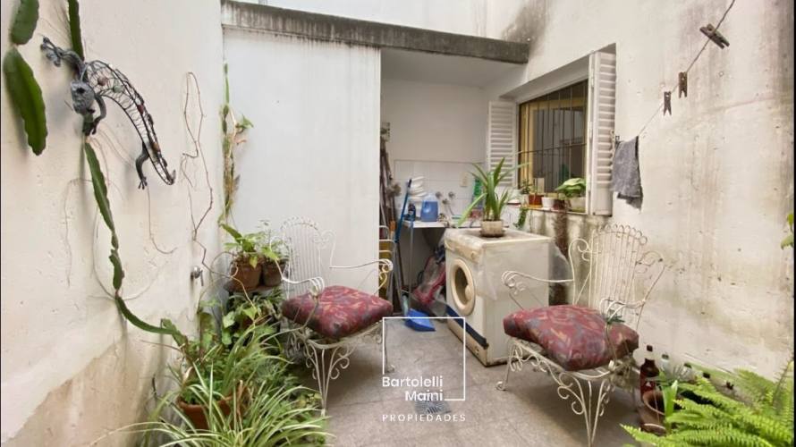 VENTA | RECONQUISTA 1379 | Casa de 4 dormitorios