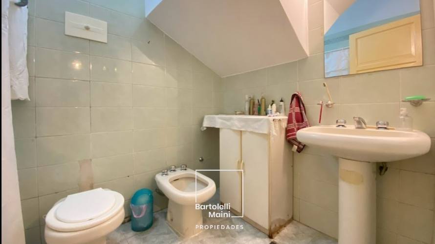 VENTA | RECONQUISTA 1379 | Casa de 4 dormitorios