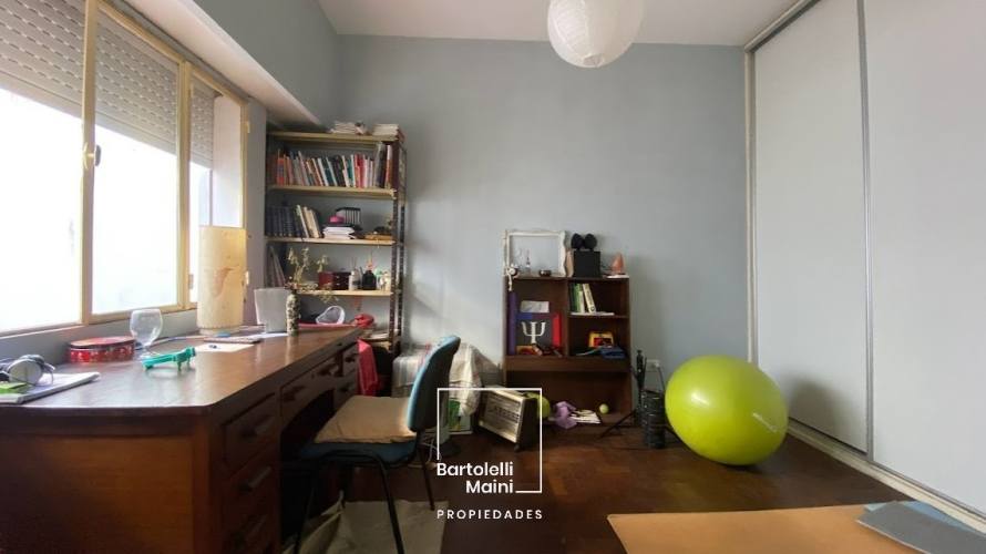VENTA | RECONQUISTA 1379 | Casa de 4 dormitorios