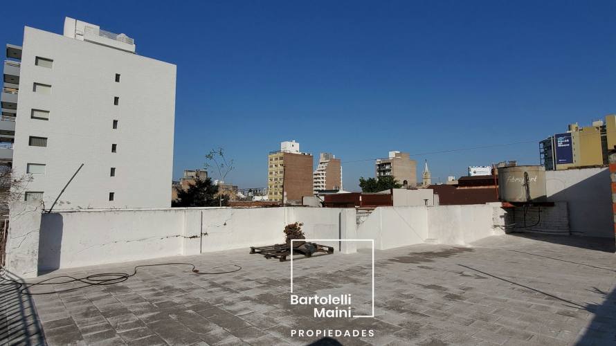 VENTA | RECONQUISTA 1379 | Casa de 4 dormitorios