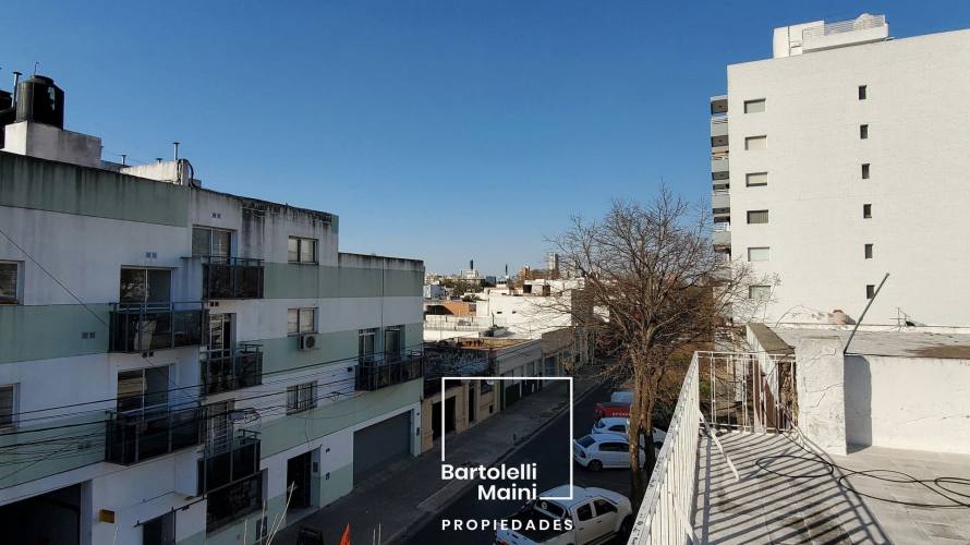 VENTA | RECONQUISTA 1379 | Casa de 4 dormitorios