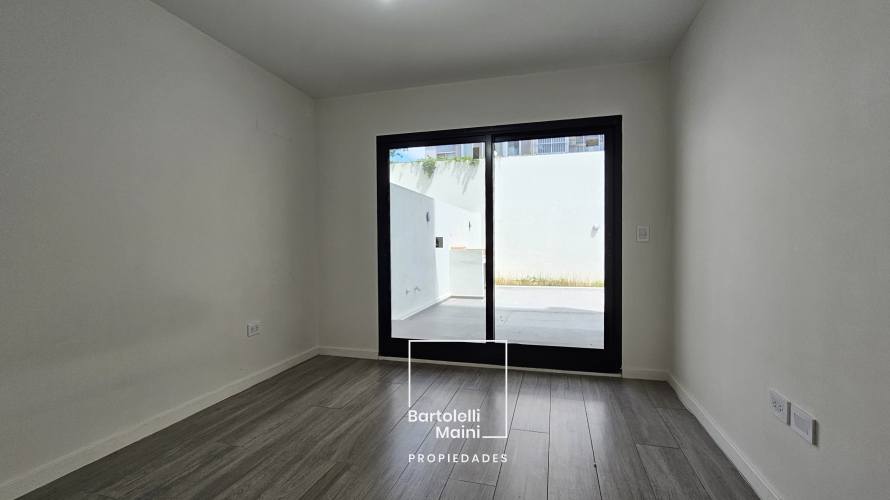 VENTA | CHACABUCO 1834, PB-04 | Monoambiente con patio