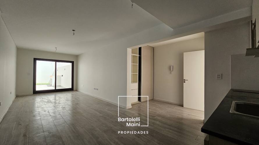 VENTA | CHACABUCO 1834, PB-04 | Monoambiente con patio