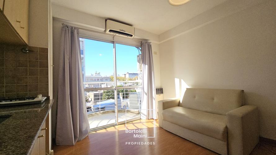 VENTA | BALCARCE 634 | Semipiso 1 dormitorio