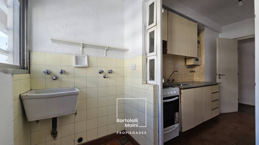 VENTA | ESPAÑA 1172 06-01 | DEPTO 2 DORMITORIOS