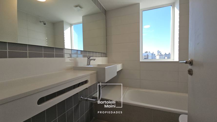 VENTA | SAN JUAN 2487 | 2 Dormitorios + Comodín