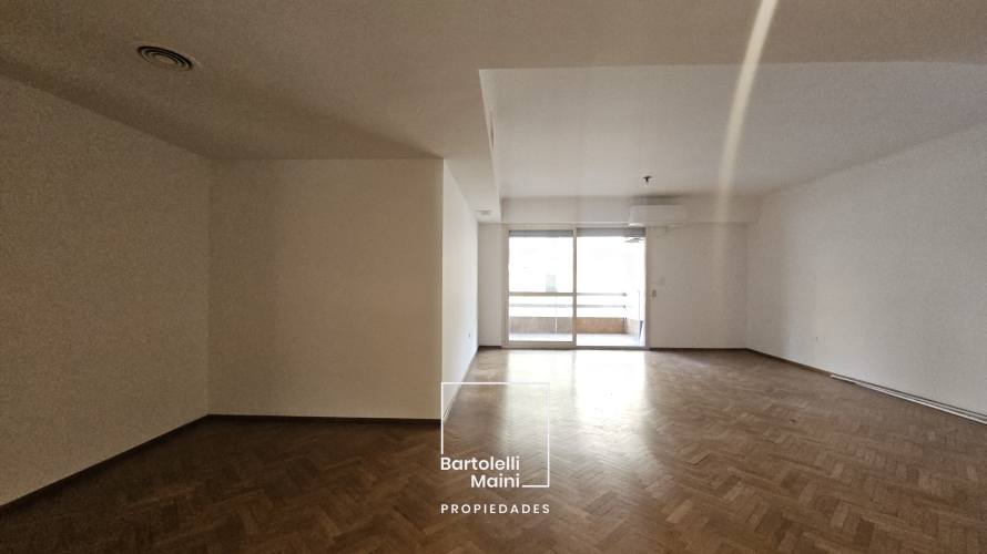 VENTA | 3 dorm. + cochera | 1° DE MAYO 961, 02-02