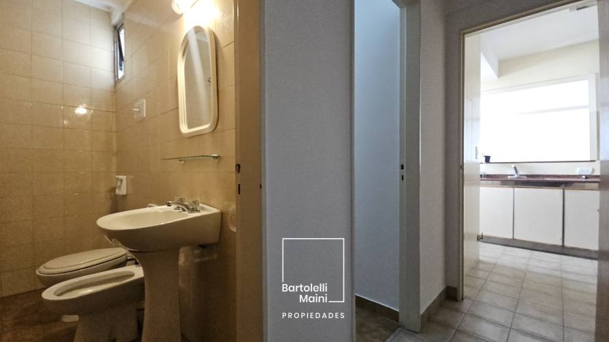 VENTA | 3 dorm. + cochera | 1° DE MAYO 961, 02-02