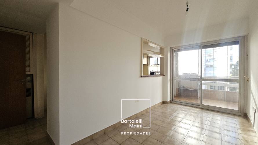 VENTA | 3 dorm. + cochera | 1° DE MAYO 961, 02-02