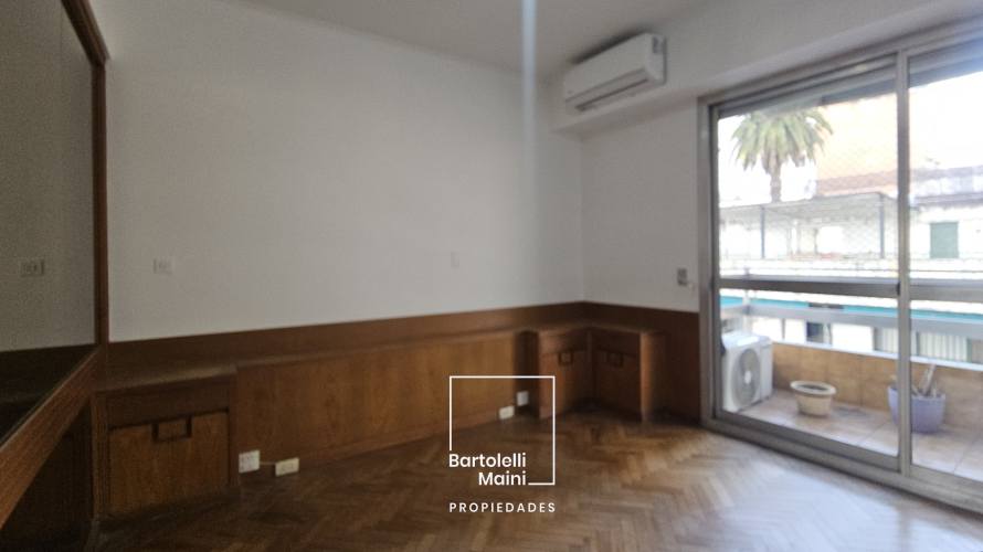 VENTA | 3 dorm. + cochera | 1° DE MAYO 961, 02-02