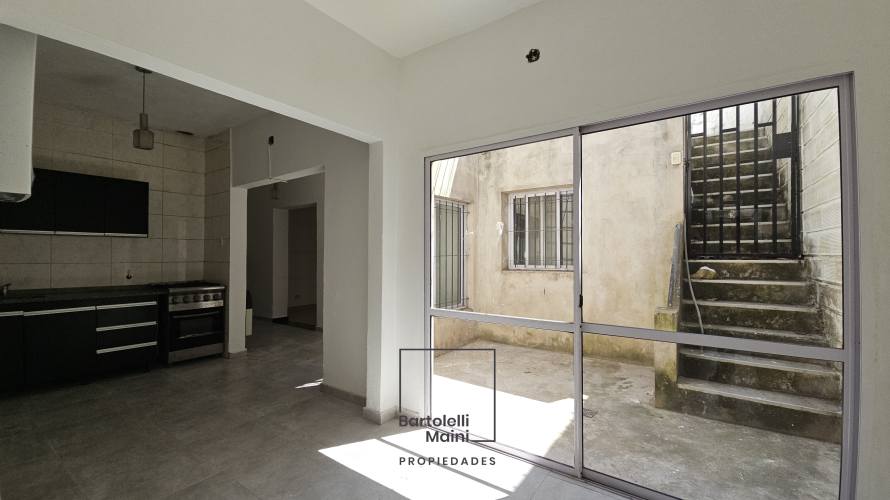 VENTA | Casa Interna Única con Patio y Terraza