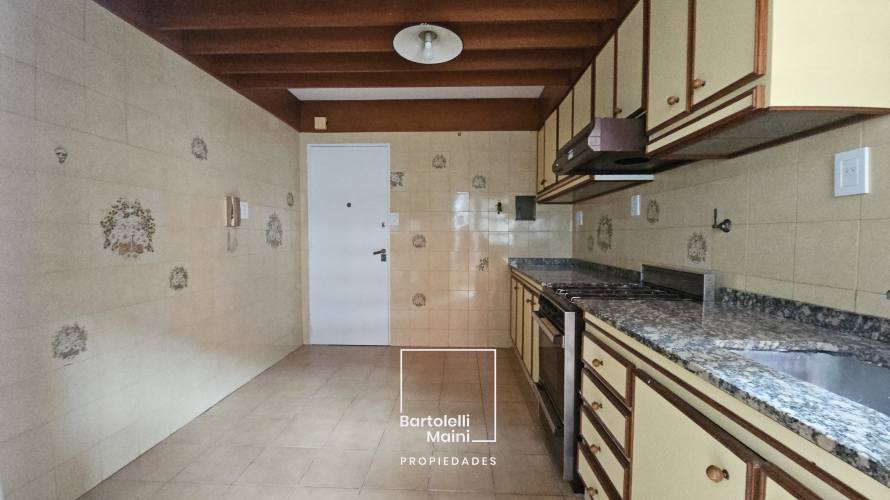 VENTA | DEPARTAMENTO 3 DORMITORIOS | Sarmiento 958, 2B