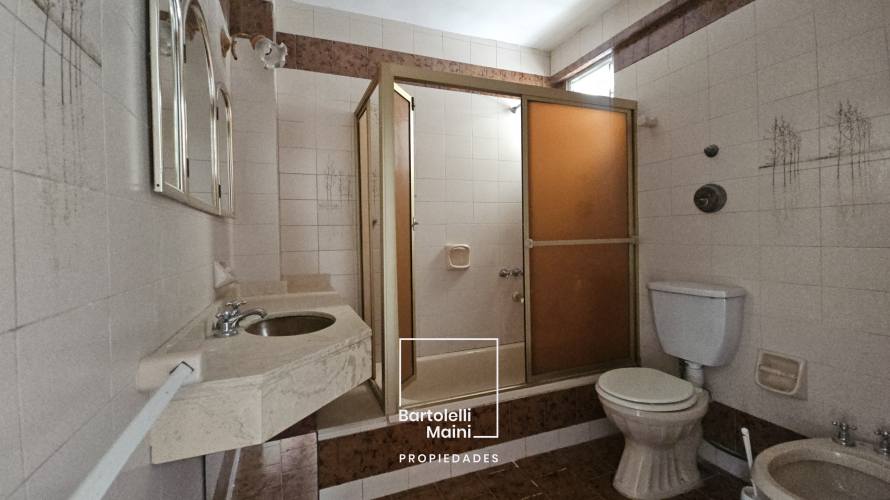 VENTA | DEPARTAMENTO 3 DORMITORIOS | Sarmiento 958, 2B