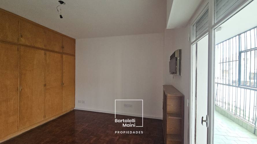 VENTA | DEPARTAMENTO 3 DORMITORIOS | Sarmiento 958, 2B