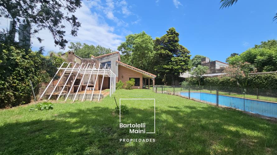 VENTA | CASA DE 3 DORMITORIOS | PASAJE RUIZ 141 BIS