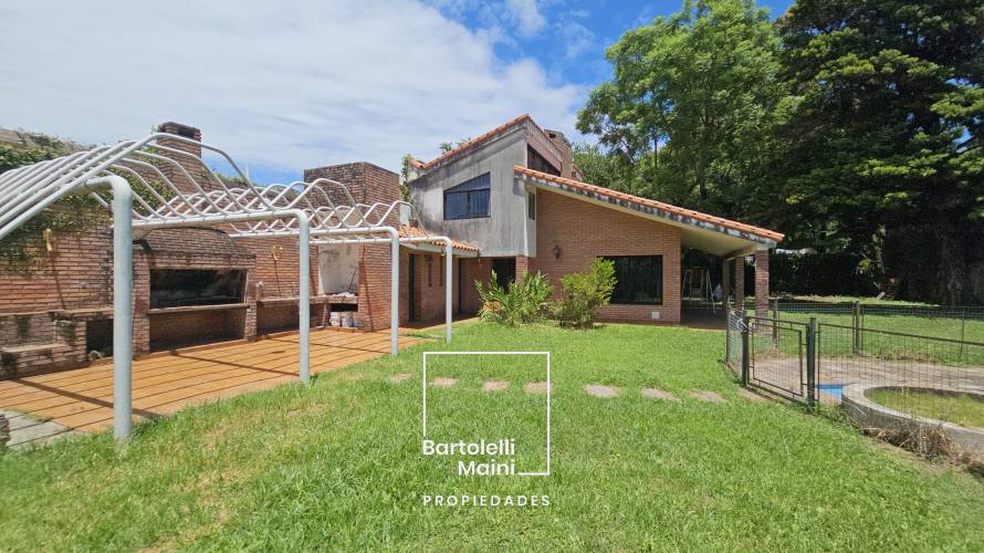 VENTA | CASA DE 3 DORMITORIOS | PASAJE RUIZ 141 BIS