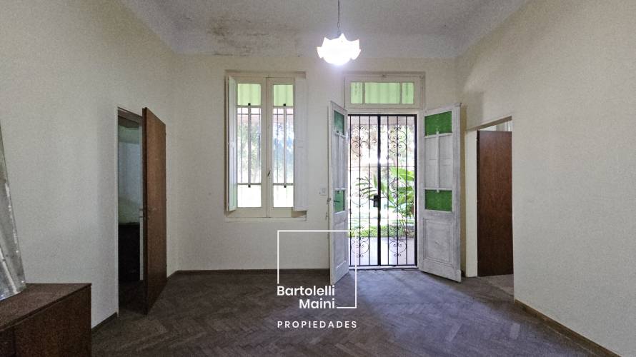 VENTA | CASA DE 3 DORMITORIOS | PASAJE RUIZ 141 BIS