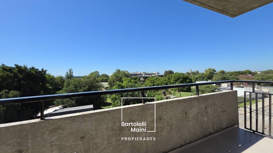 VENTA | Amplios Monoambientes | ESMERALDA 2480