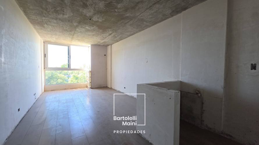 VENTA | Amplios Monoambientes | ESMERALDA 2480