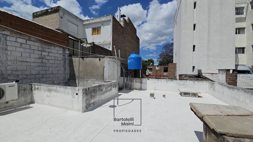 VENTA | Casa Interna Única con Patio y Terraza