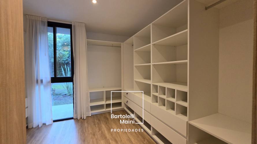 VENTA | CASA EN LA BAHIA COUNTRY NAUTICO