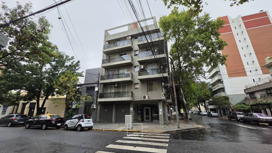ALQUILER | 1 DORMITORIO + Cochera | SAN LORENZO 2494 01-02