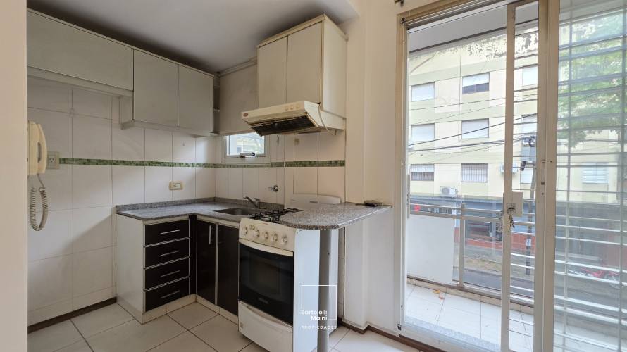 ALQUILER | 1 DORMITORIO + Cochera | SAN LORENZO 2494 01-02
