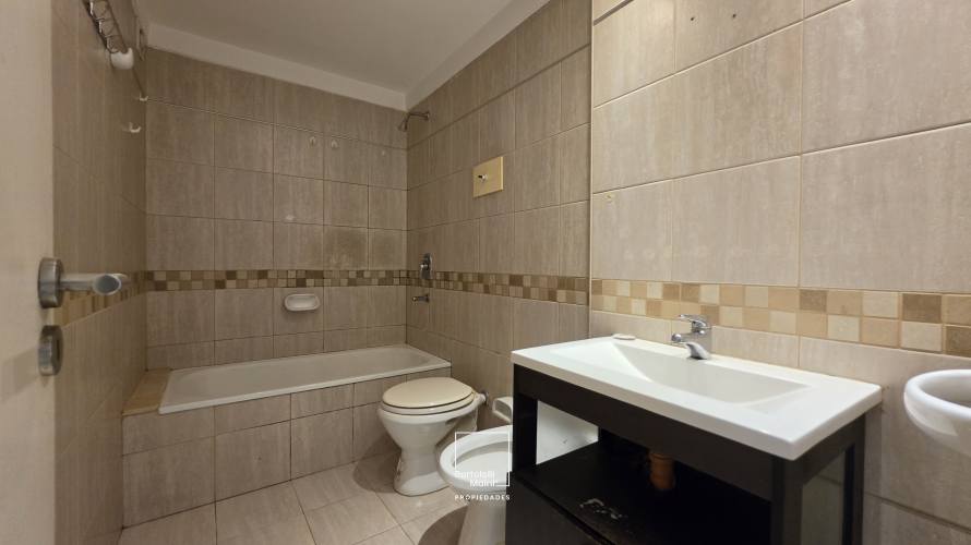 ALQUILER | 1 DORMITORIO + Cochera | SAN LORENZO 2494 01-02