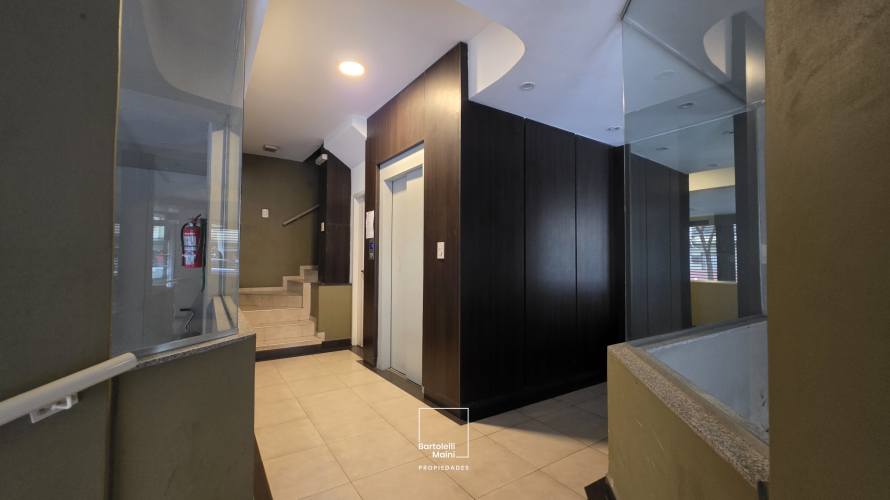 ALQUILER | 1 DORMITORIO + Cochera | SAN LORENZO 2494 01-02