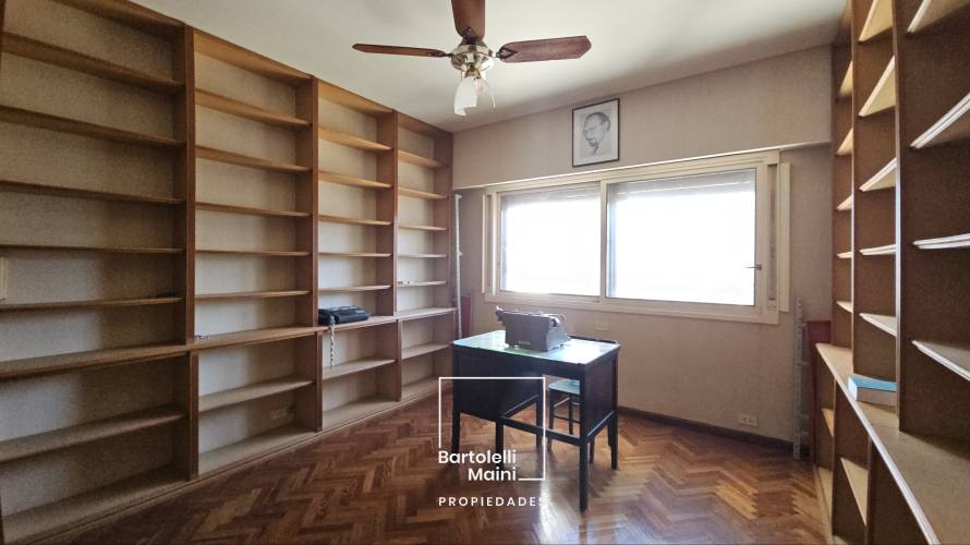 VENTA | Piso Excl. 5 Dorm. + Cochera | Av. de la Libertad 8