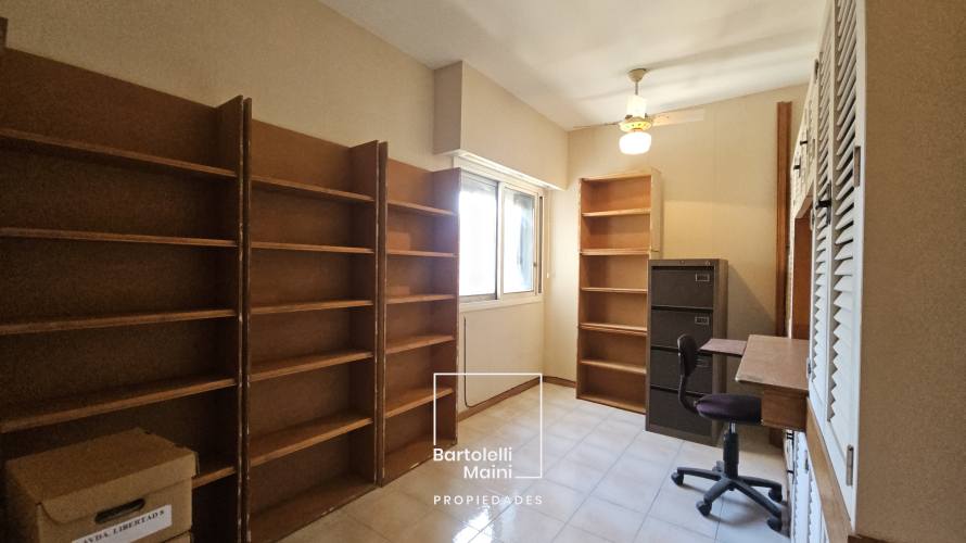 VENTA | Piso Excl. 5 Dorm. + Cochera | Av. de la Libertad 8