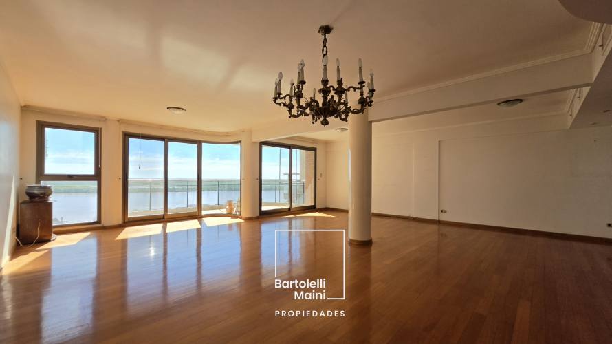 VENTA | Brown 1633 | Piso Excl. 3 Dorm. + 2 Cocheras