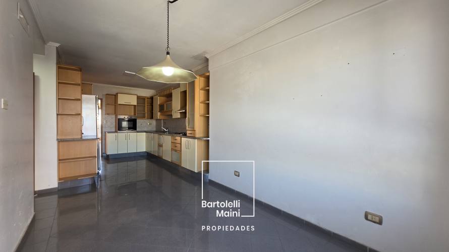 VENTA | Brown 1633 | Piso Excl. 3 Dorm. + 2 Cocheras