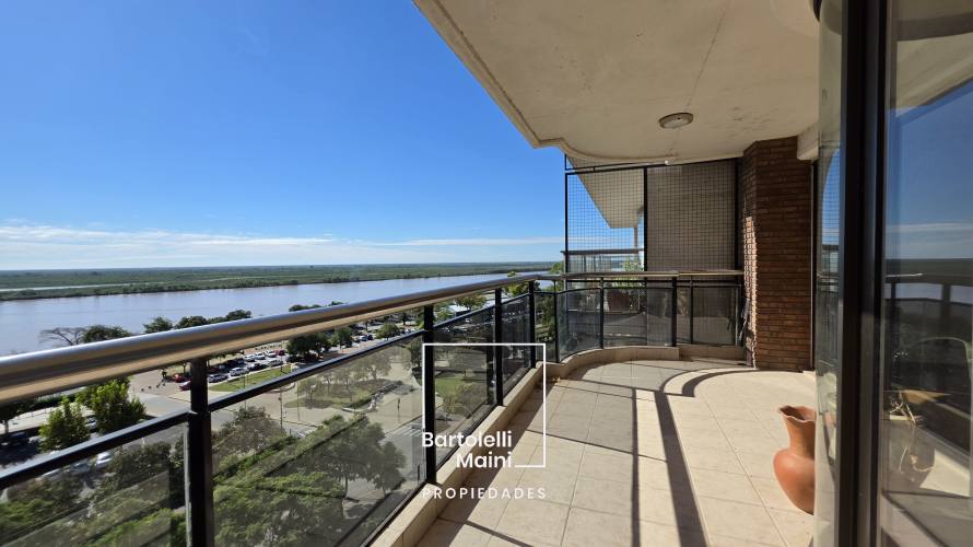 VENTA | Brown 1633 | Piso Excl. 3 Dorm. + 2 Cocheras