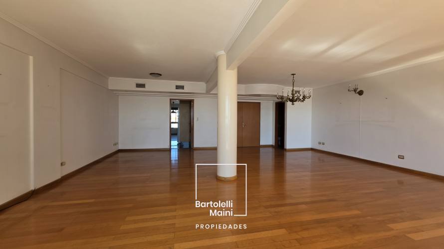 VENTA | Brown 1633 | Piso Excl. 3 Dorm. + 2 Cocheras