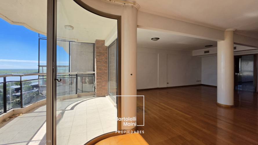 VENTA | Brown 1633 | Piso Excl. 3 Dorm. + 2 Cocheras