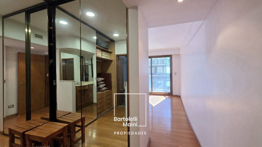 VENTA | Brown 1633 | Piso Excl. 3 Dorm. + 2 Cocheras