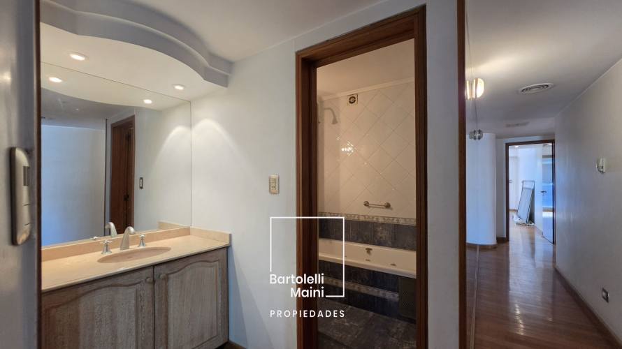 VENTA | Brown 1633 | Piso Excl. 3 Dorm. + 2 Cocheras