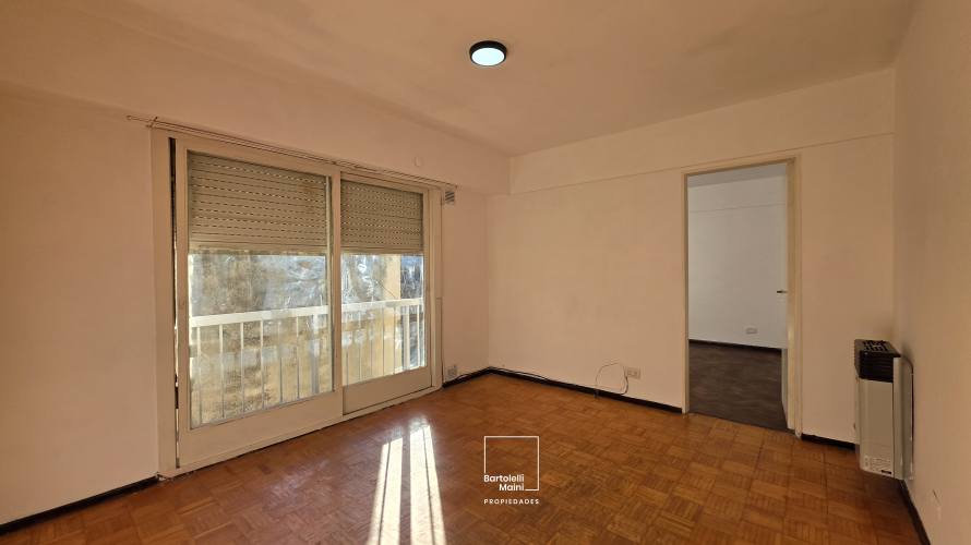 ALQUILER | DEPTO UN DORMITORIO | CATAMARCA 1384 03-04