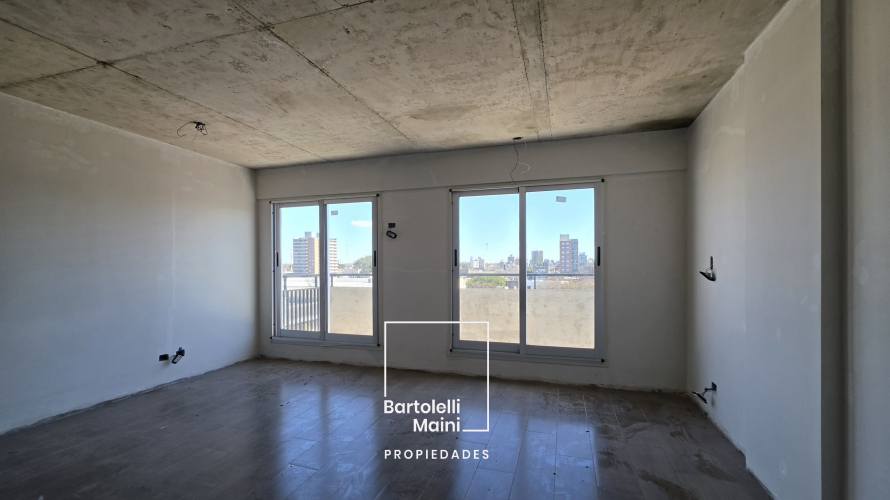 VENTA | Amplios Monoambientes | ESMERALDA 2480
