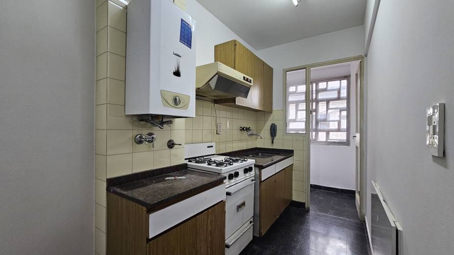 ALQUILER | DEPTO 1 DORMITORIO CON BALCÓN | PARAGUAY 522
