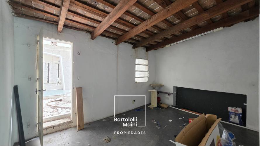VENTA | LOCAL COMERCIAL / LOTE | SAN LORENZO 913