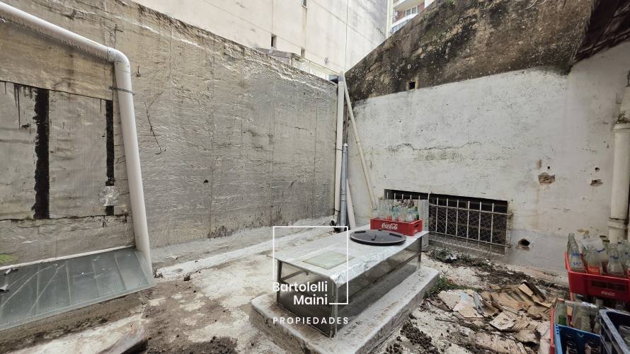 VENTA | LOCAL COMERCIAL / LOTE | SAN LORENZO 913