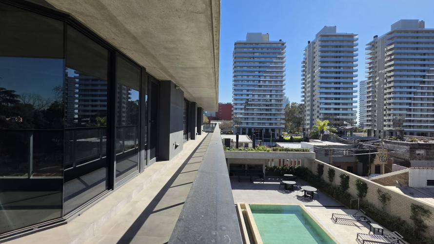 VENTA | Av. Caseros 242 Bis | Depto 3 dormitorios + cochera