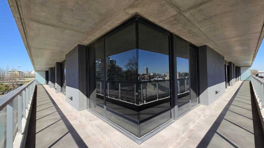 VENTA | Av. Caseros 242 Bis | Depto 3 dormitorios + cochera