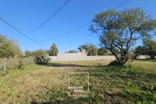VENTA | Dos Lotes en Esquina – B° Hostal del Sol